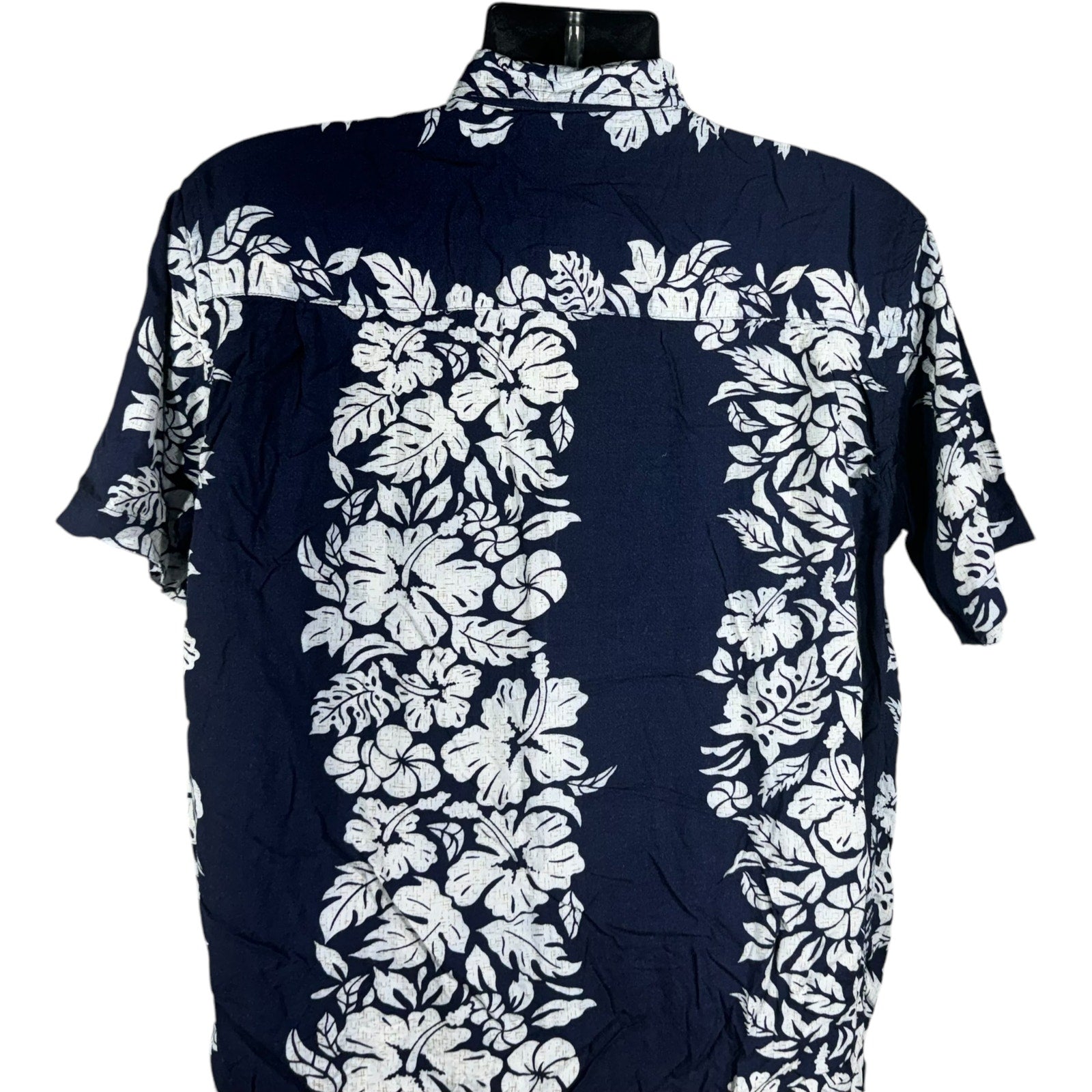 Collection of Floral Hawaiian Short Sleeve Button Up Shirt in a gallery layout