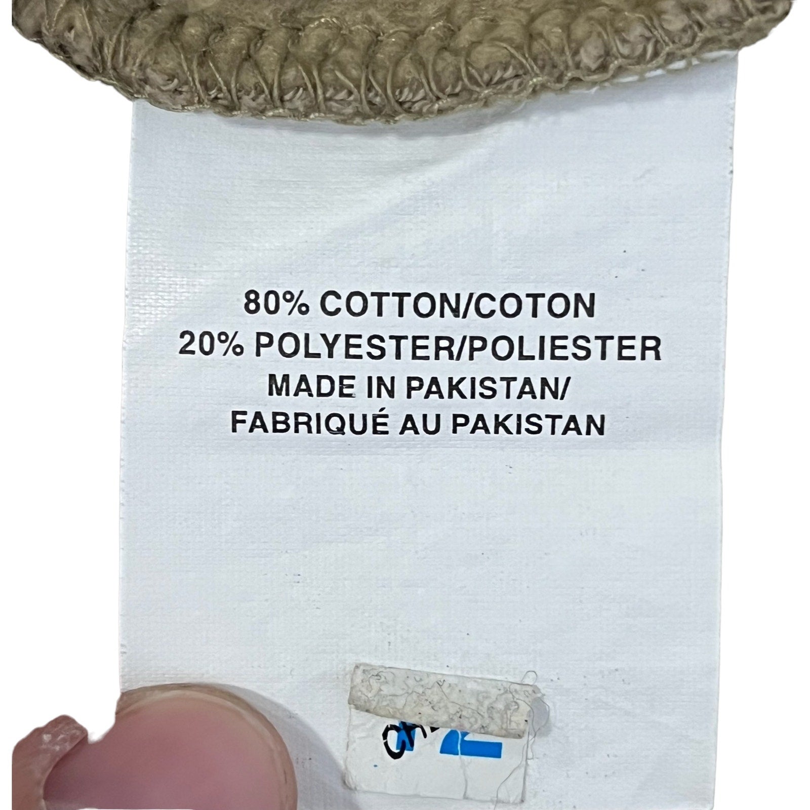 Collection of Levis Spellout Crewneck in a gallery layout