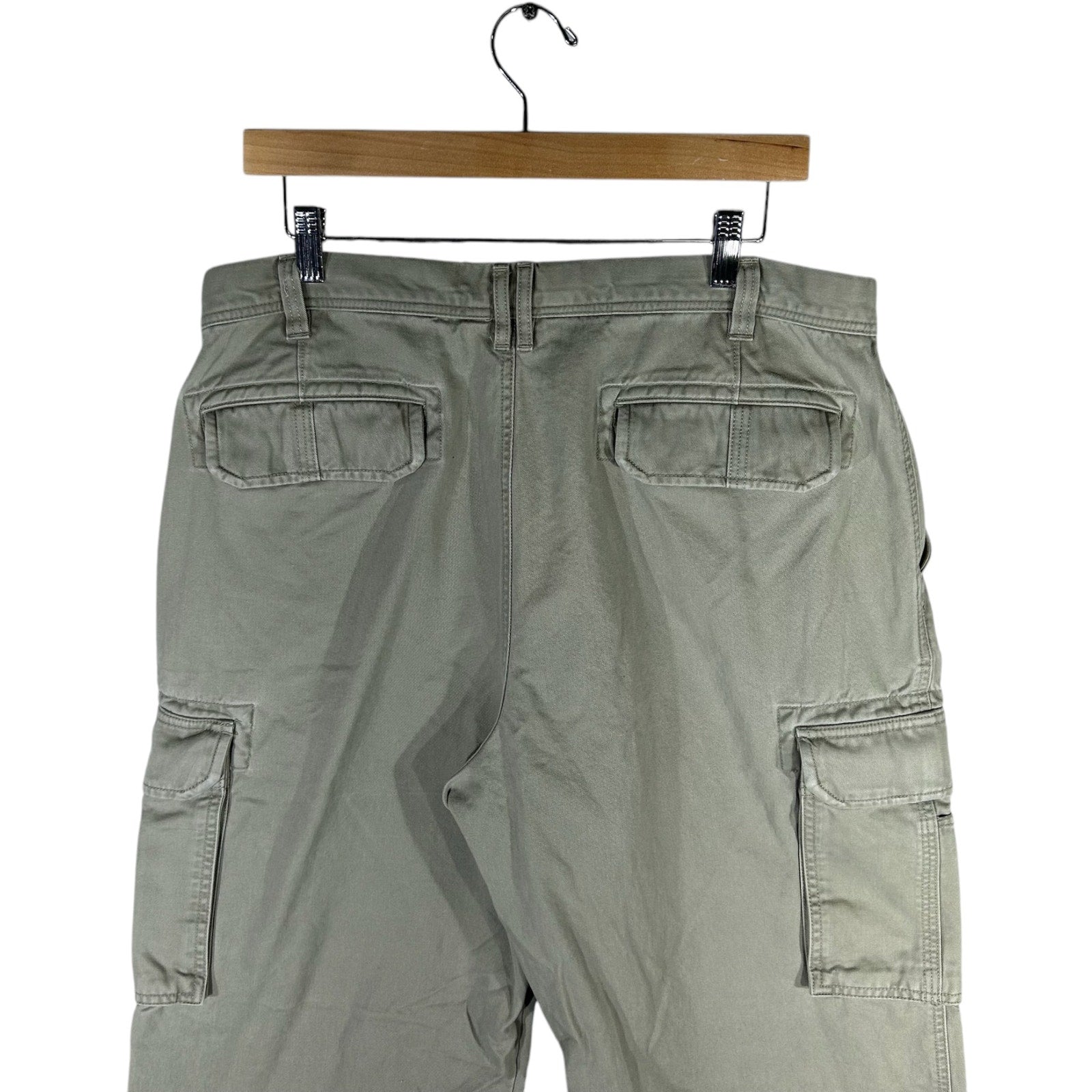 Collection of Land's End Cargo Pants 38x28 in a gallery layout