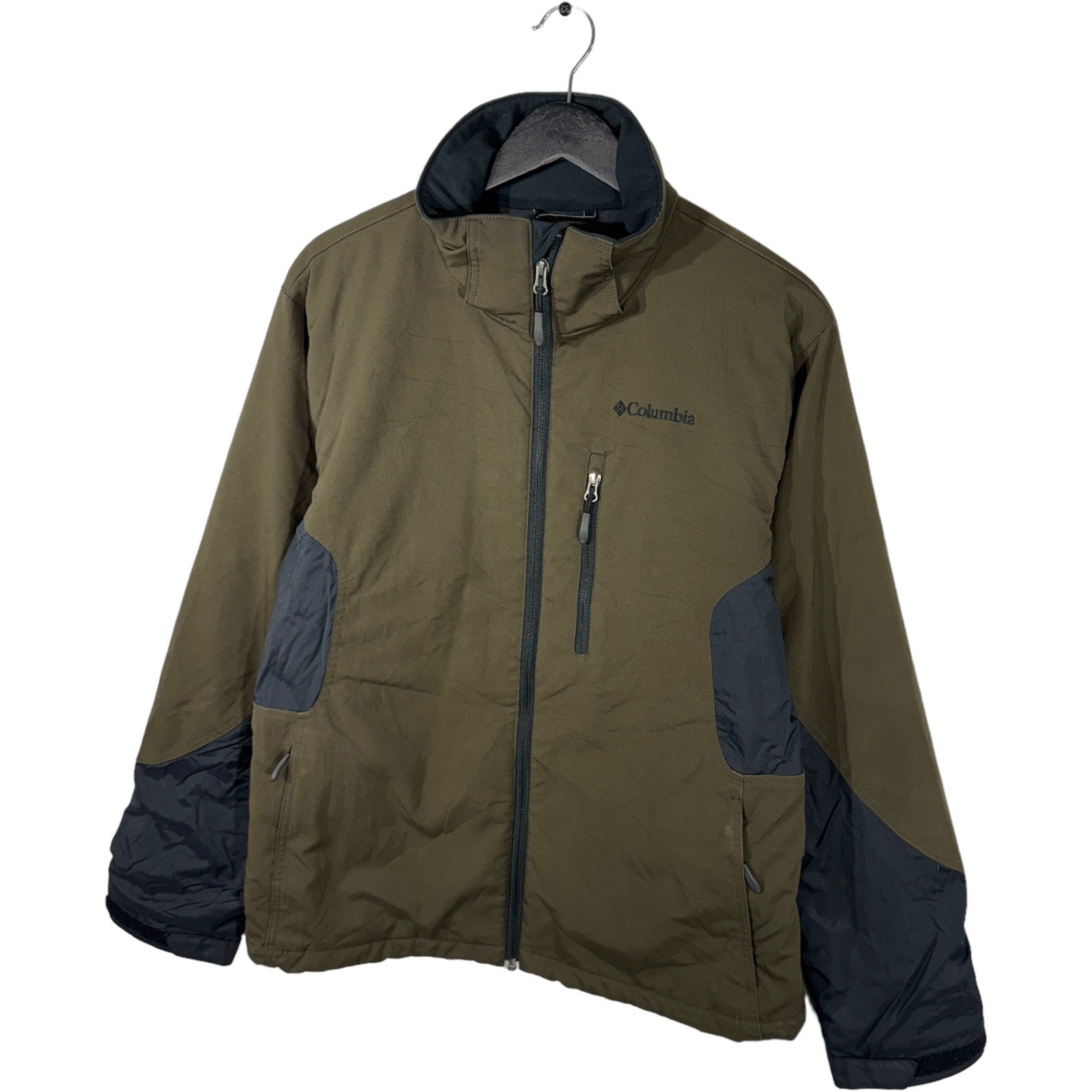 Collection of Columbia Puffer Jacket in a gallery layout