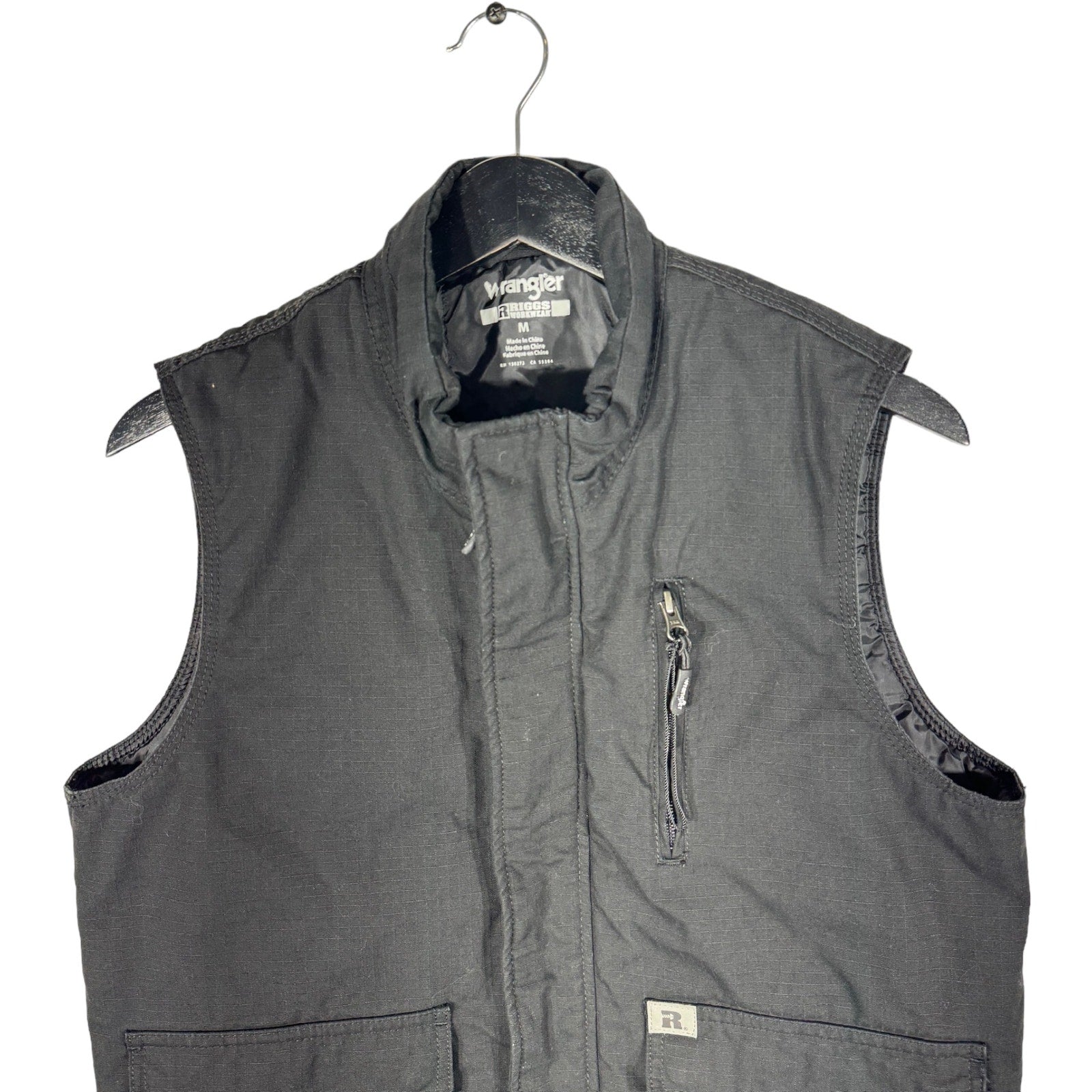 Collection of Wrangler Workwear Vest in a gallery layout