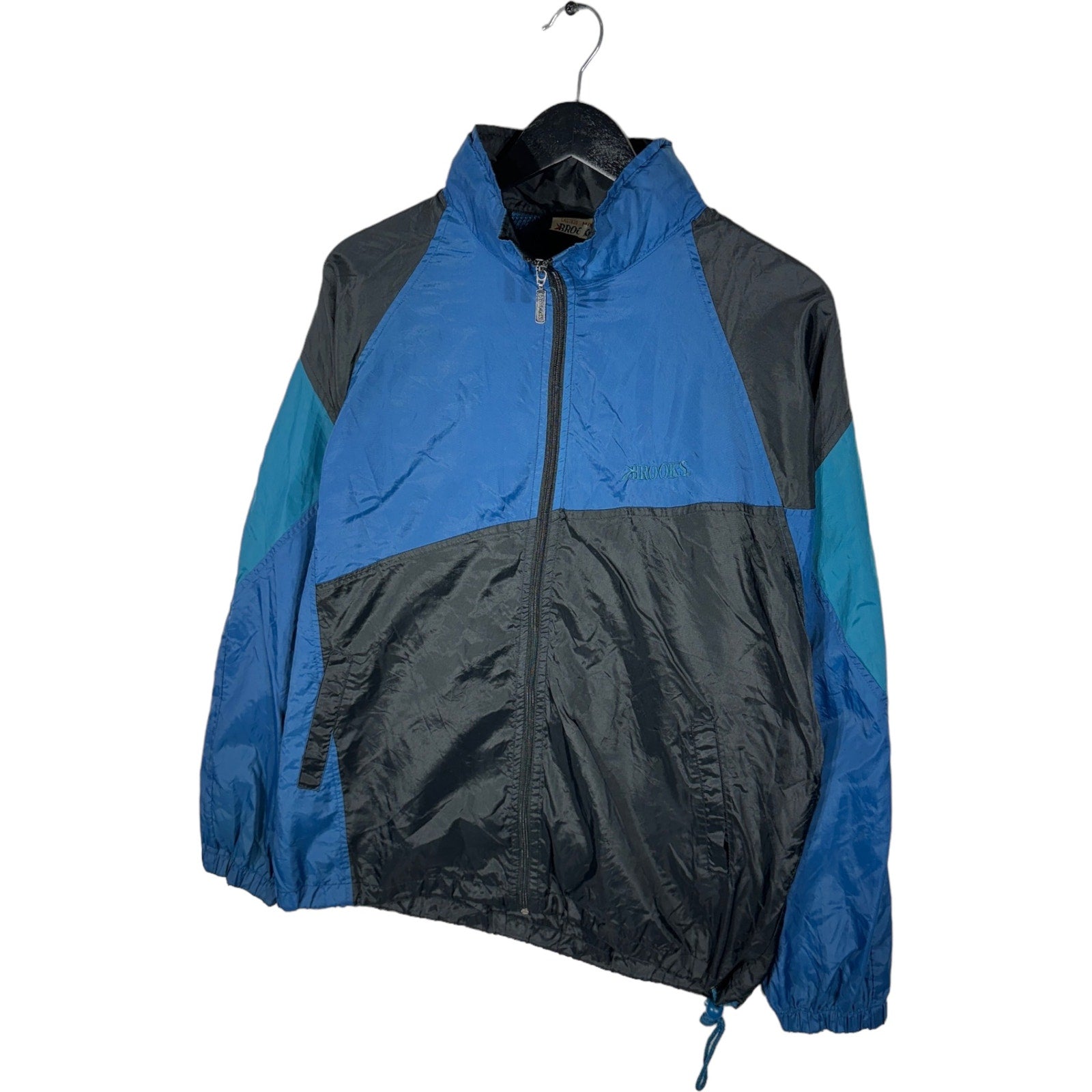 Collection of Vintage Brooks Full Zip Windbreaker in a gallery layout