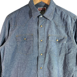 Collection of Wrangler Jeans Co. Long Sleeve Button Down in a gallery layout