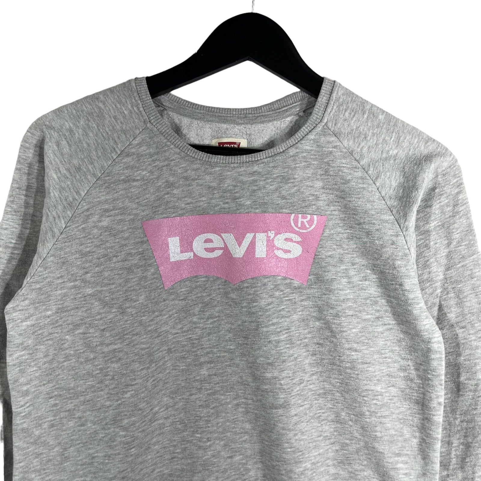 Collection of Levi's Crewneck in a gallery layout