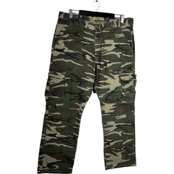 Collection of Wrangler Jeans Co. Camo Cargo Pants in a gallery layout