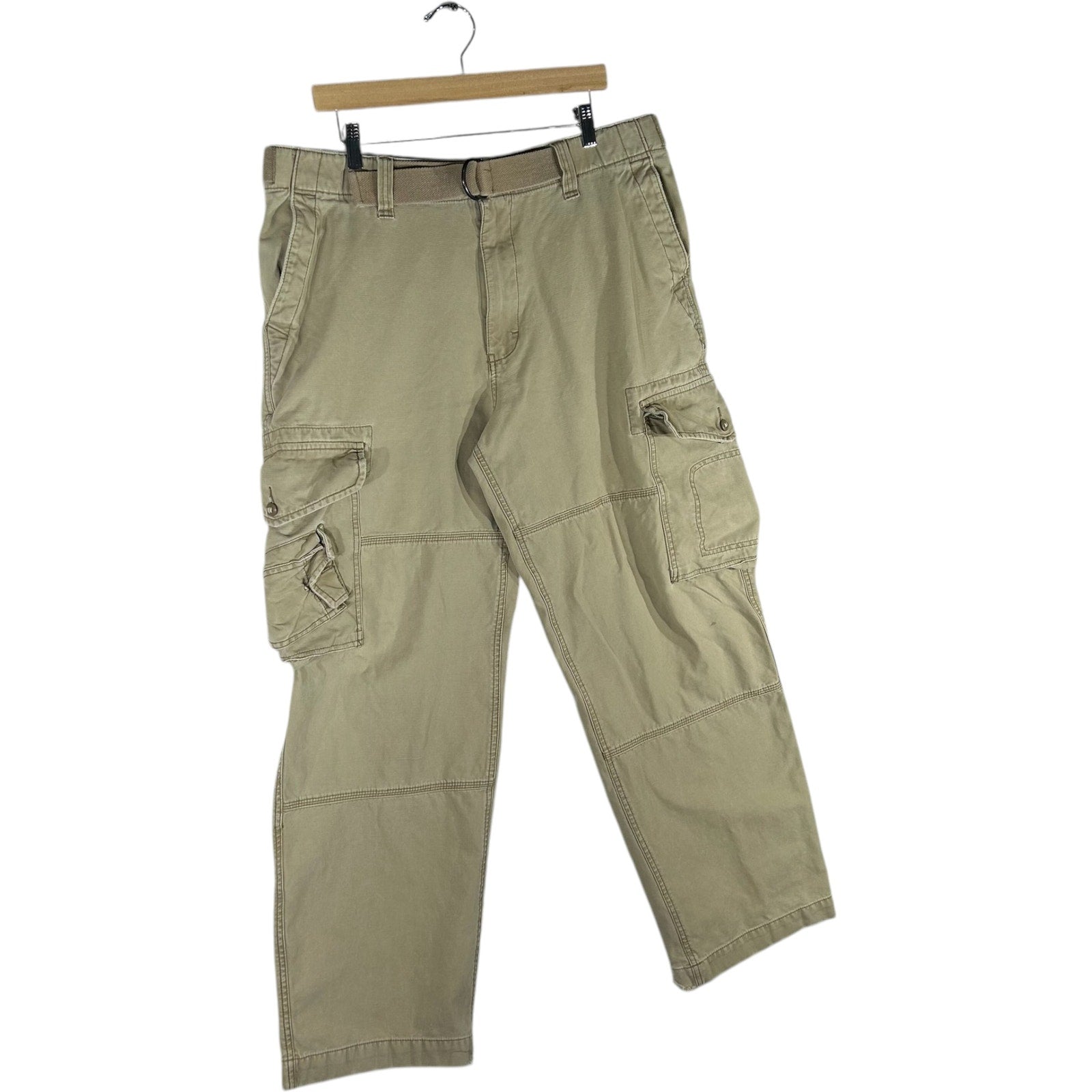 Collection of Old Navy Stitched Cargo Pants 36x32 in a gallery layout