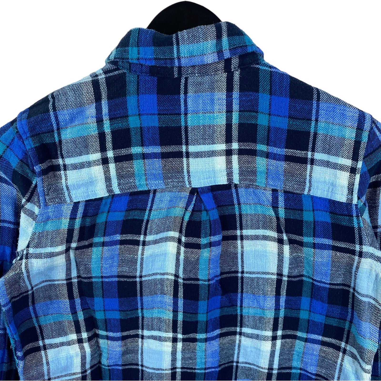 Collection of Aeropostale Plaid Long Sleeve Button Up in a gallery layout