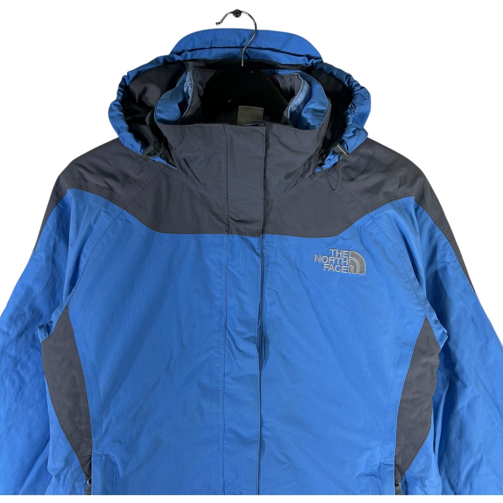Collection of Women's North Face Hooded Full Zip Rain Jacket in a gallery layout
