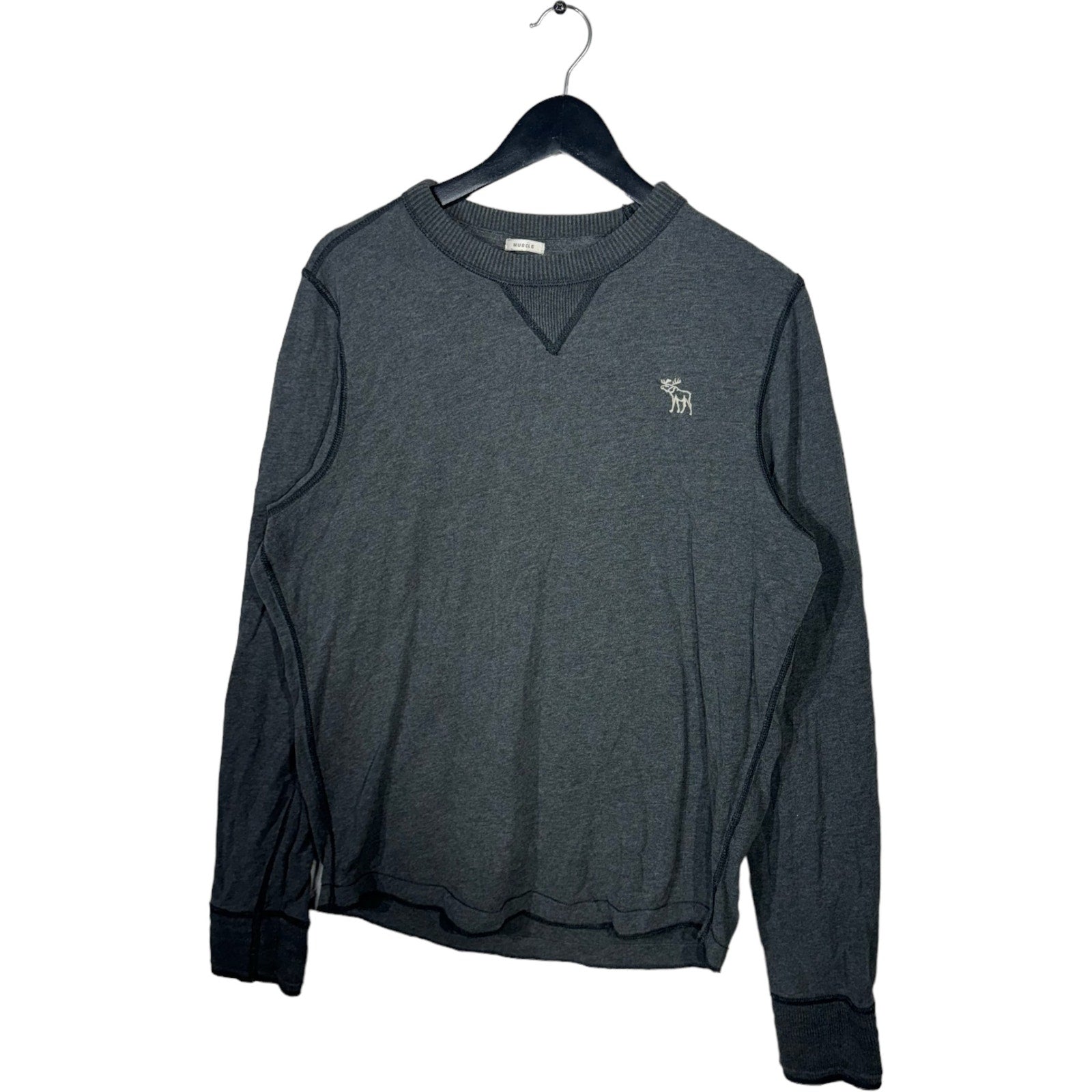 Collection of Abercrombie & Fitch Sweater in a gallery layout