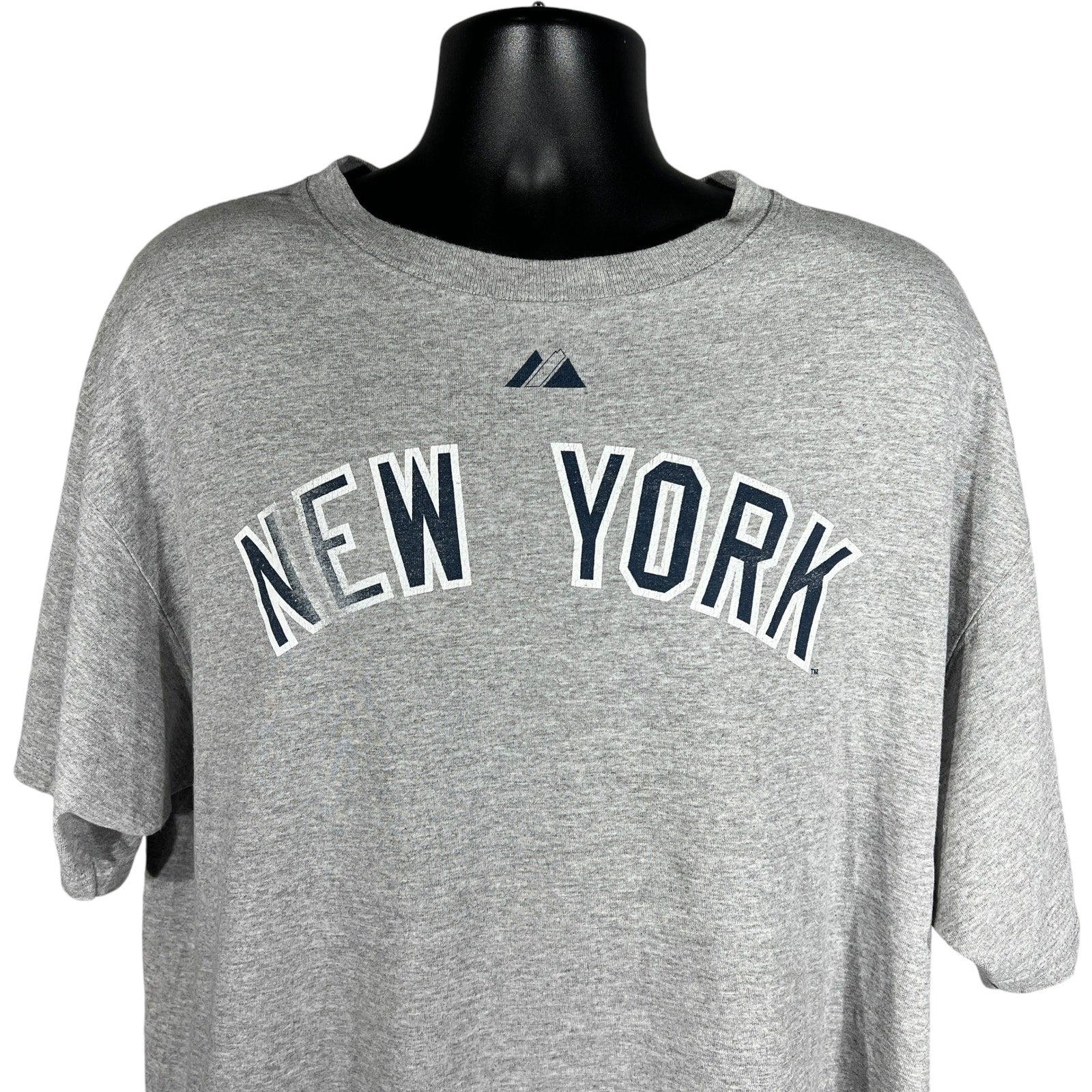 Collection of Majestic New York Yankees #2 Derek Jeter Tee in a gallery layout