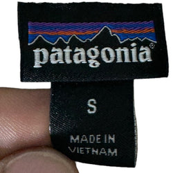 Collection of Patagonia 1/4 Button Up Fleece in a gallery layout