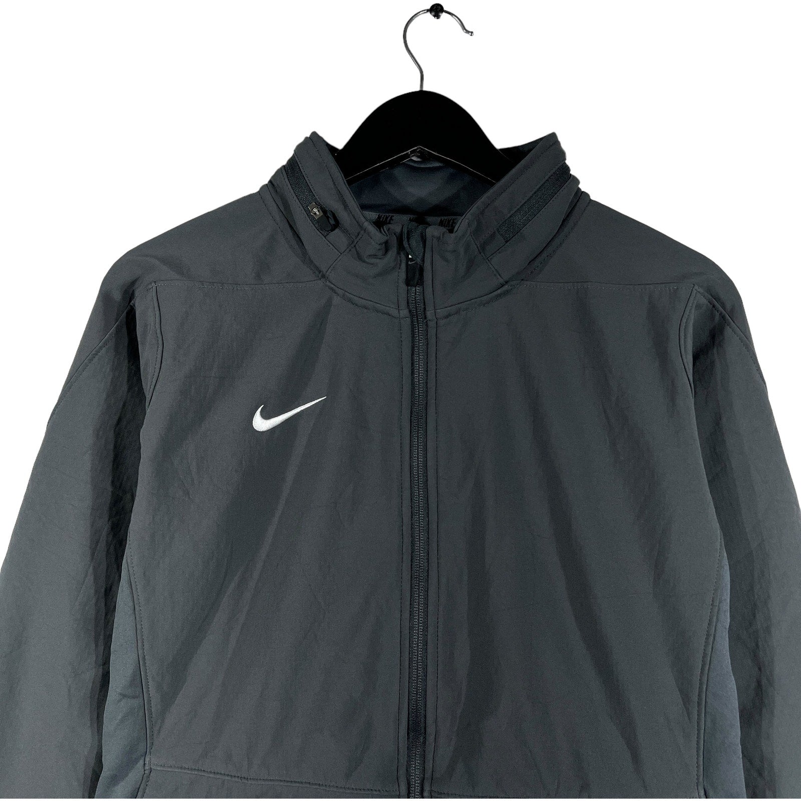 Collection of Nike Full Zip Windbreaker in a gallery layout