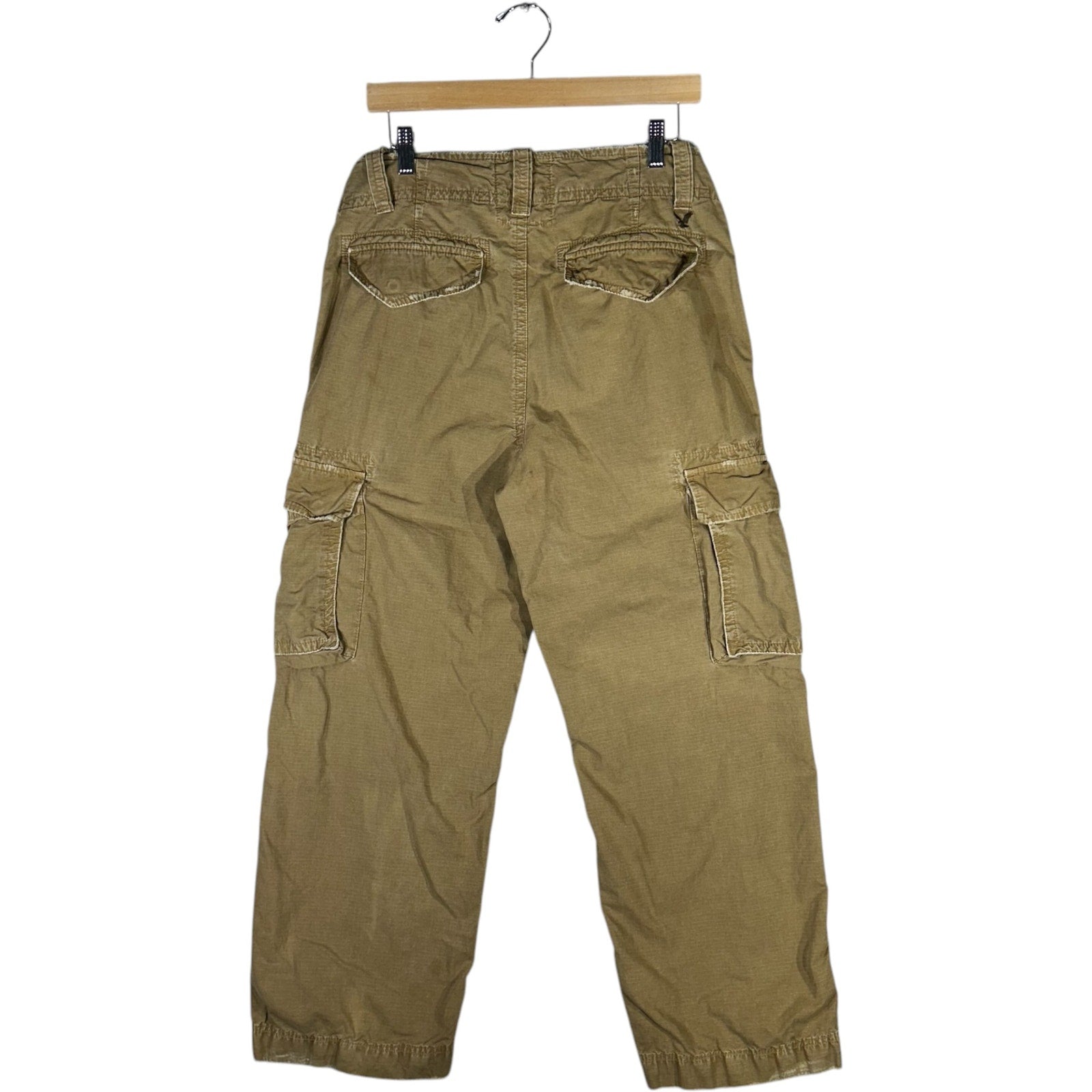 Collection of American Eagle Outfitters Cargo Pants 31x26 in a gallery layout