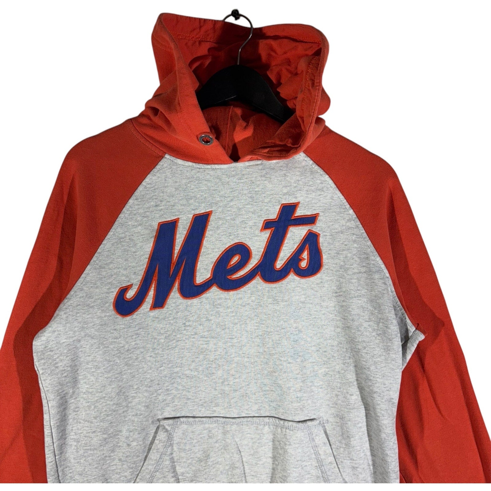 Collection of '47 Brand New York Mets Spellout Logo MLB Hoodie in a gallery layout