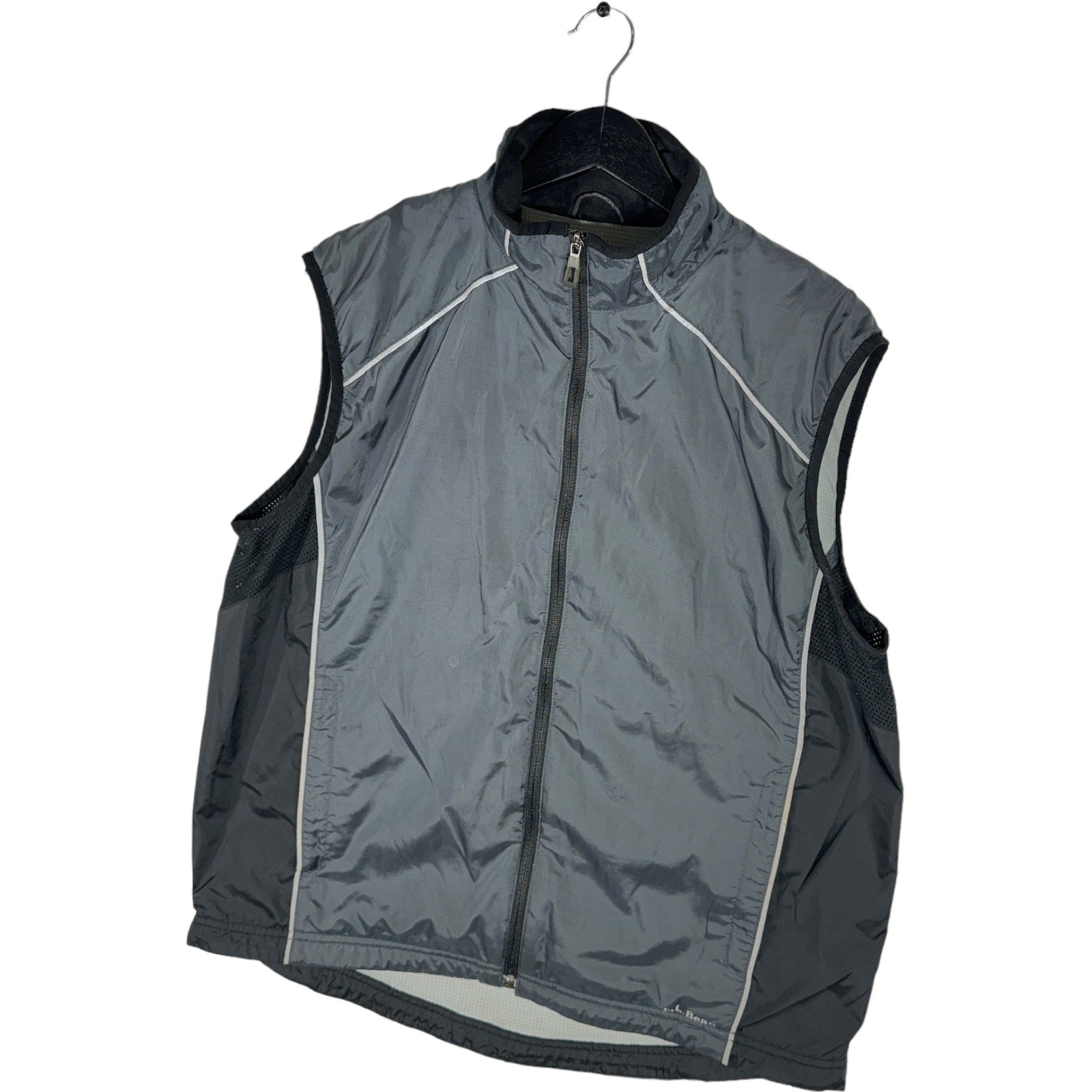 Collection of L.L. Bean Windbreaker Vest in a gallery layout