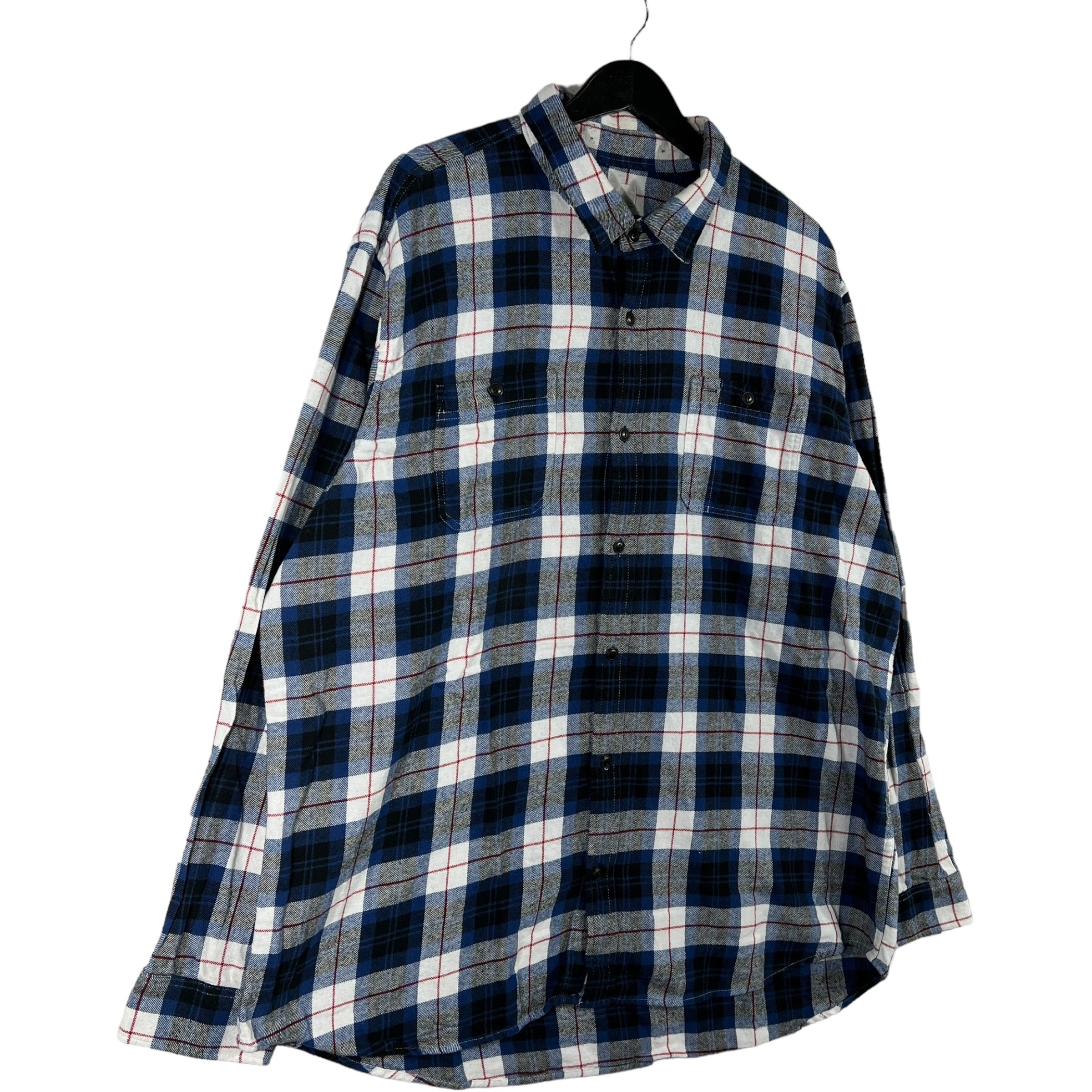 Collection of Gap Standard Fit Plaid Flannel in a gallery layout