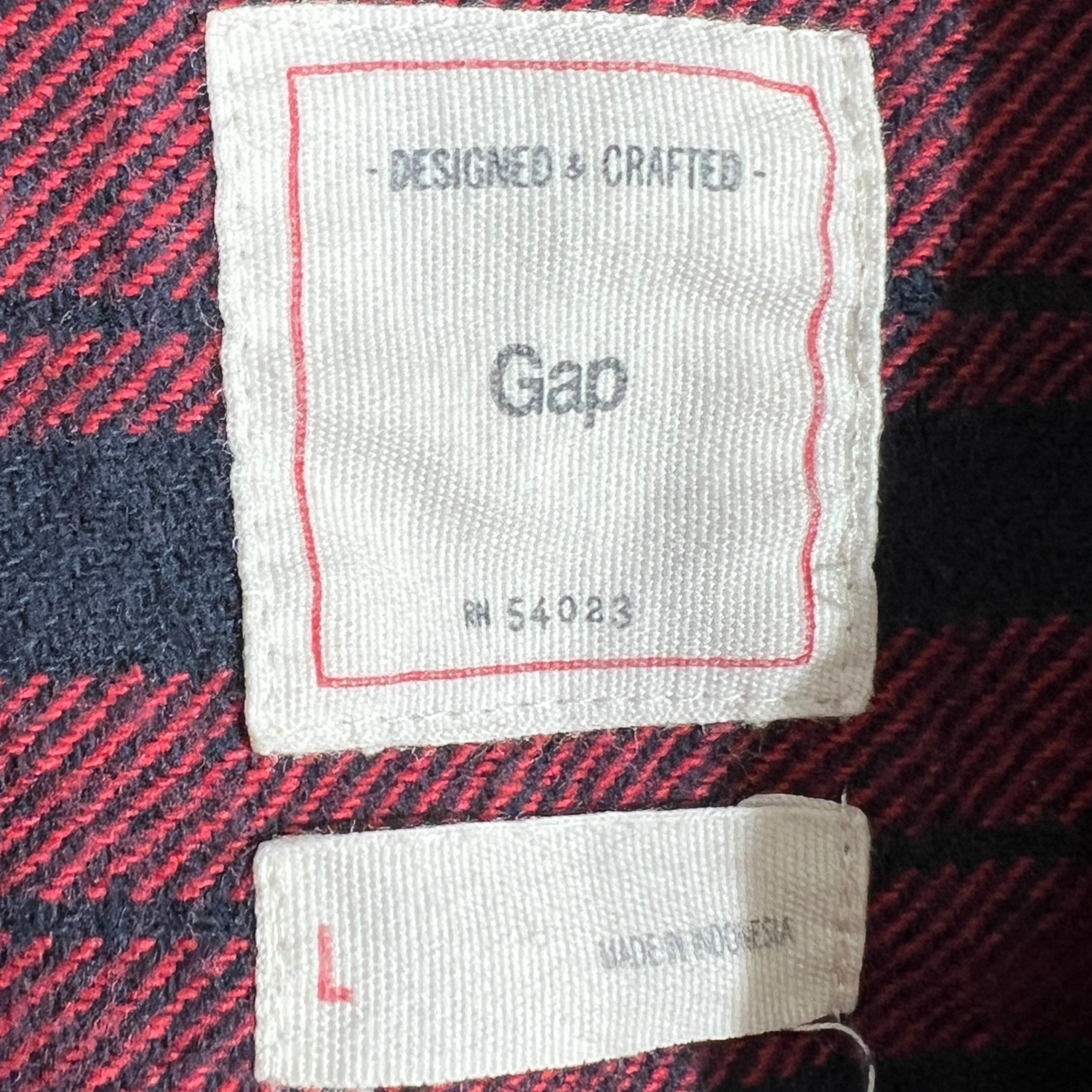 Collection of Gap Flannel Plaid Long Sleeve Button Down in a gallery layout