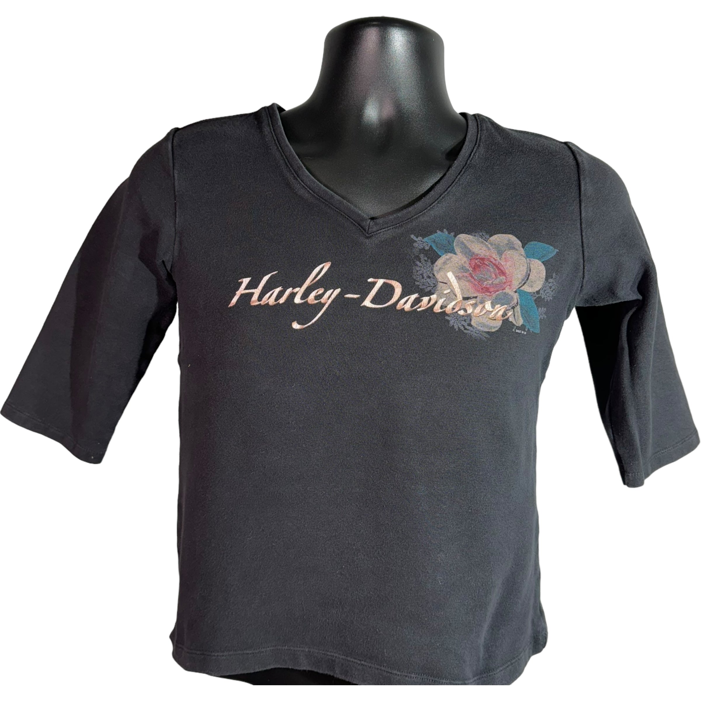 Collection of Women's Harley Davidson V-Neck Tee 2005 in a gallery layout