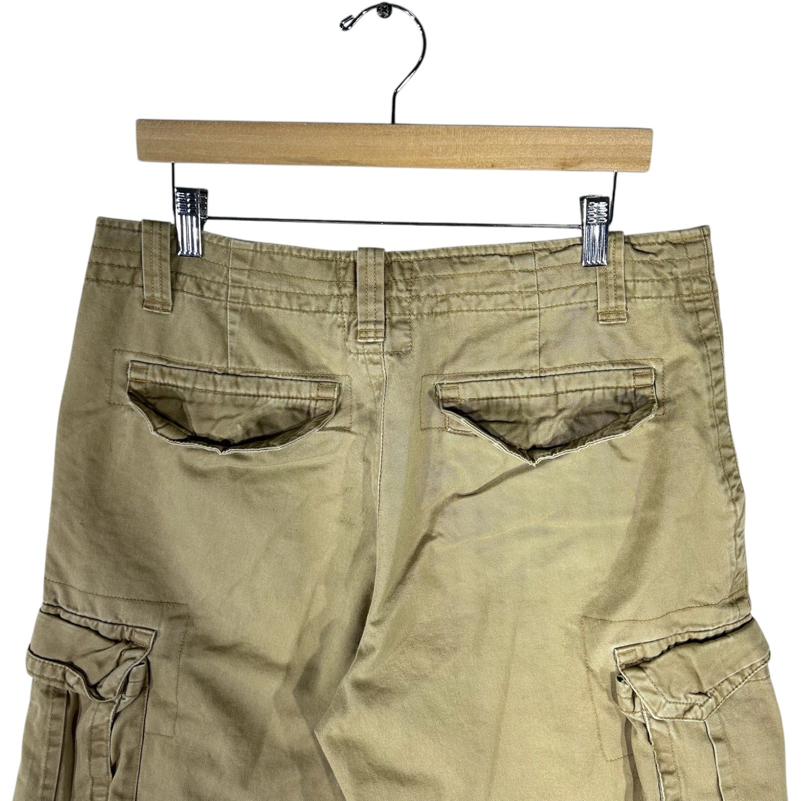 Collection of Aeropostale Cargo Shorts in a gallery layout