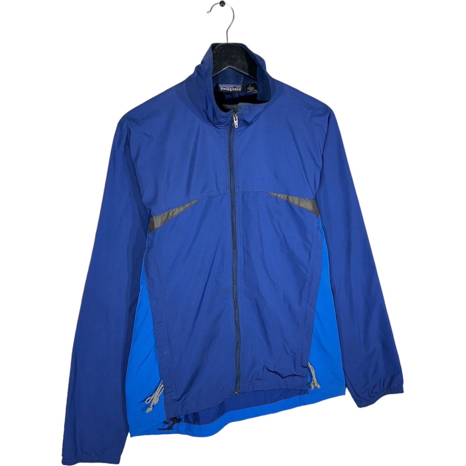 Collection of Patagonia Full Zip WindBreaker in a gallery layout