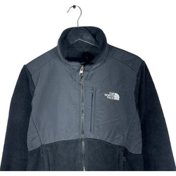 Collection of The North Face Denali Women's Fleece Jacket in a gallery layout