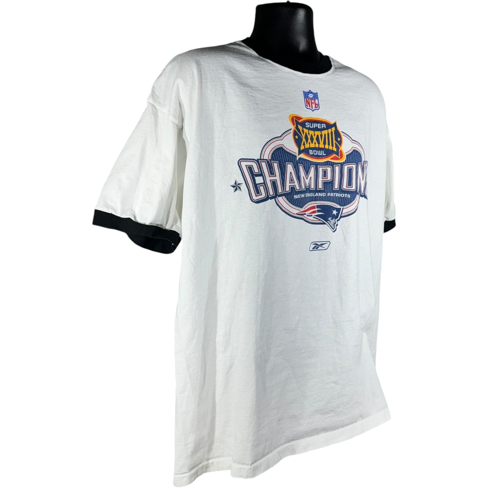 Collection of Reebok New England Patriots SB XXXVIII Champions Tee in a gallery layout