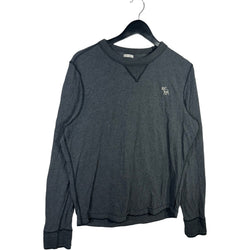 Collection of Abercrombie & Fitch Sweater in a gallery layout