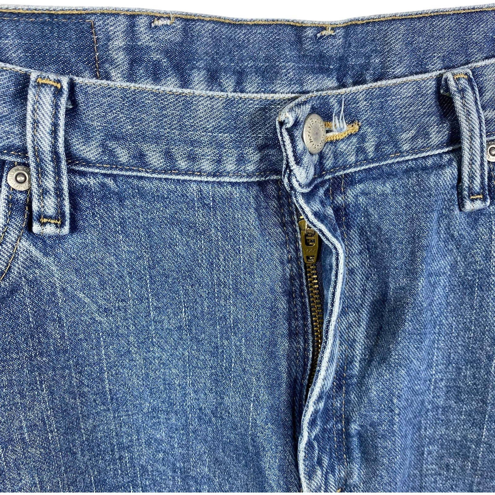 Collection of Wrangler Denim Relaxed Fit Jeans 36x34 in a gallery layout