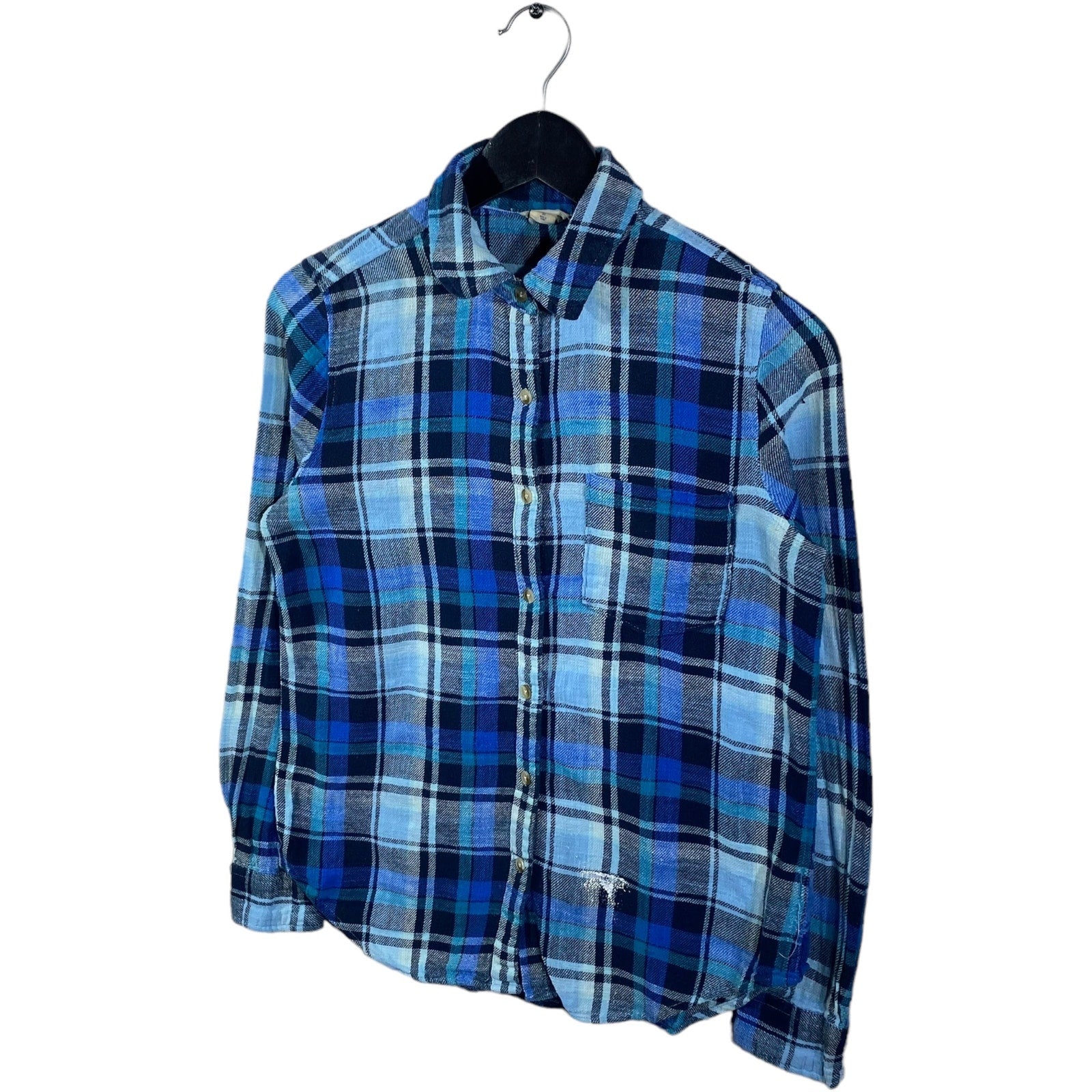 Collection of Aeropostale Plaid Long Sleeve Button Up in a gallery layout