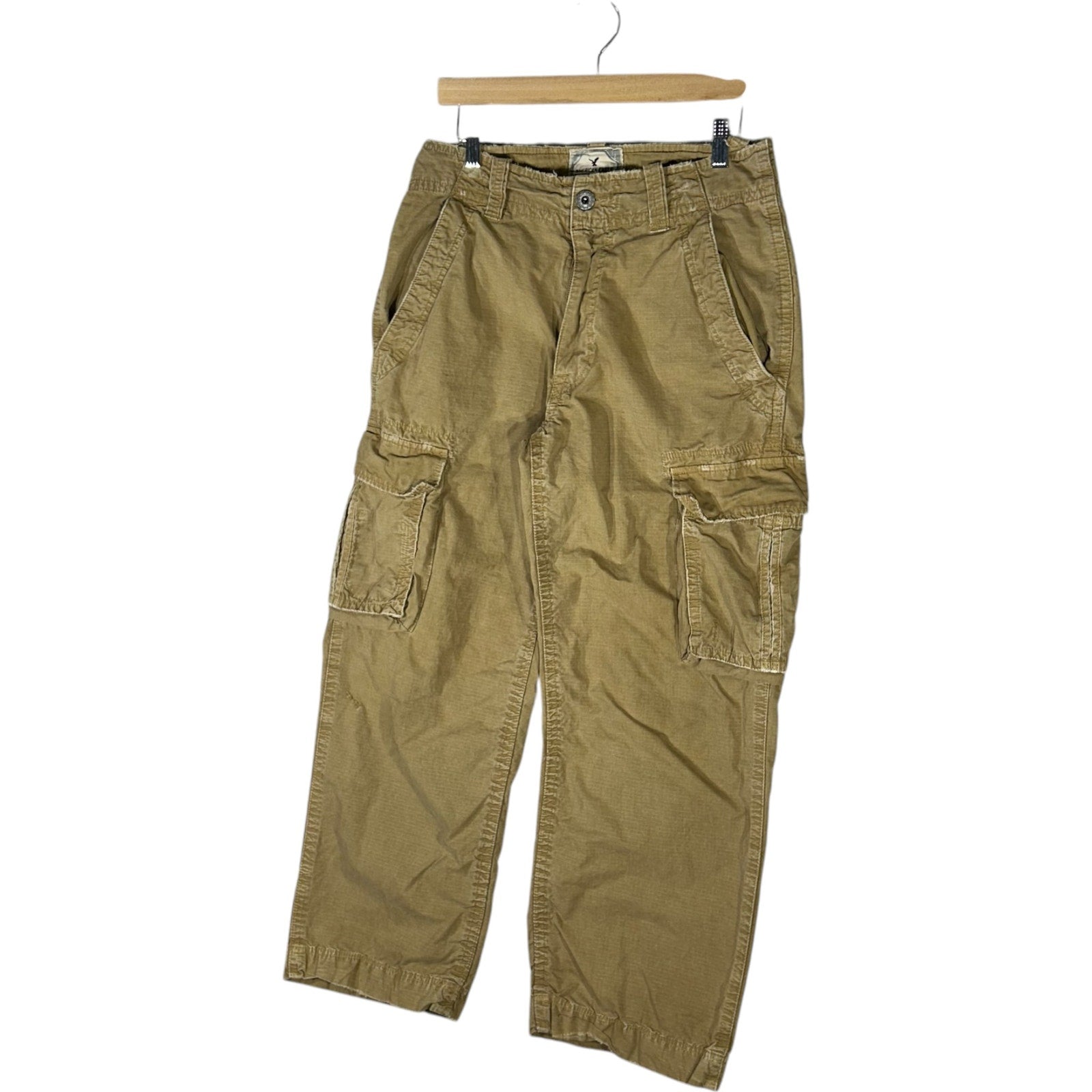 Collection of American Eagle Outfitters Cargo Pants 31x26 in a gallery layout