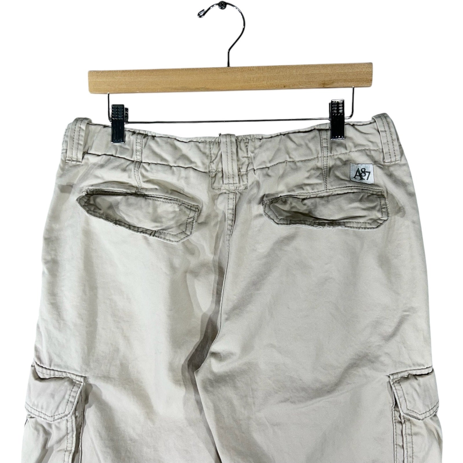 Collection of Aeropostale Cargo Shorts 34x31 in a gallery layout