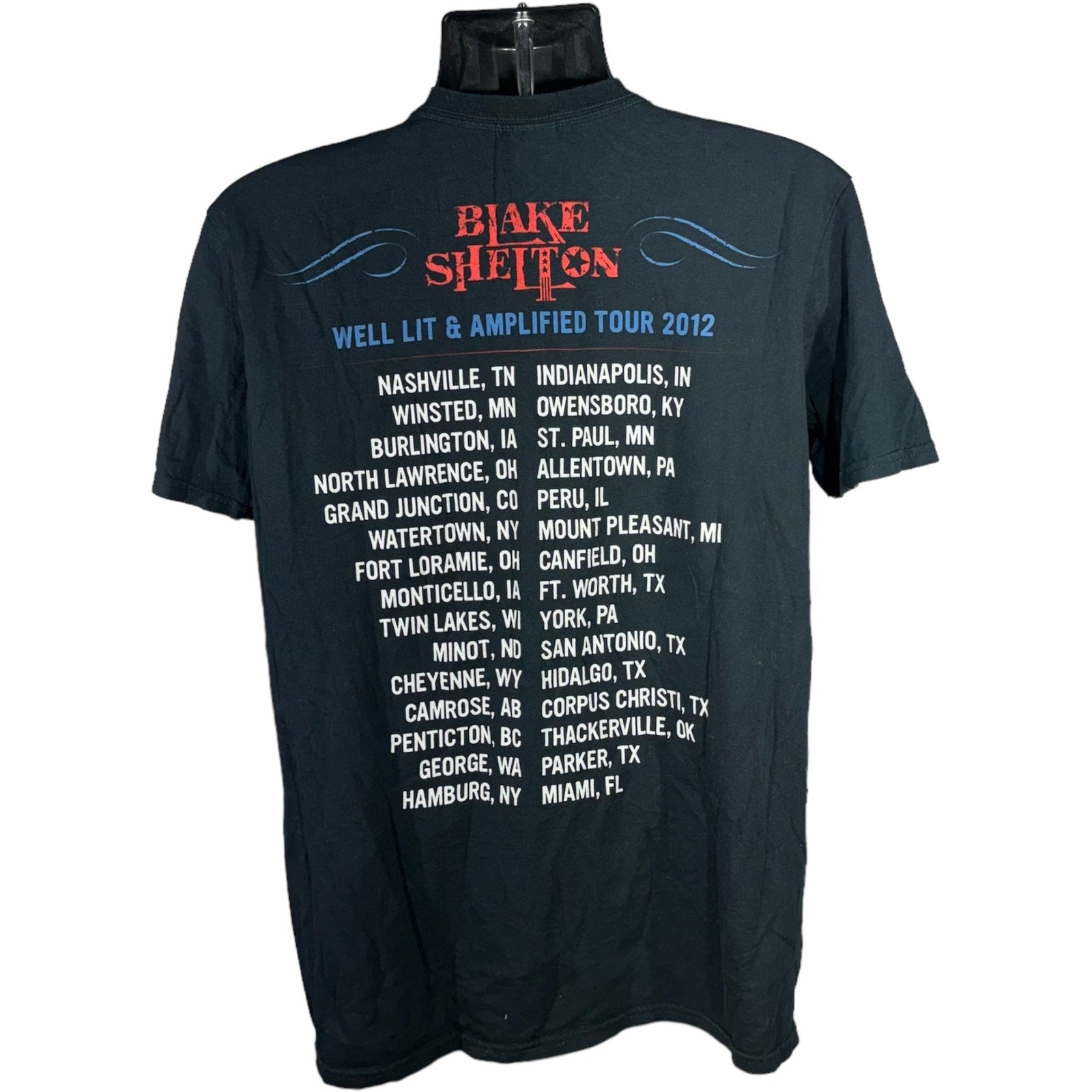 Collection of Blake Shelton Well Lit & Amplified Tour Tee 2012 in a gallery layout