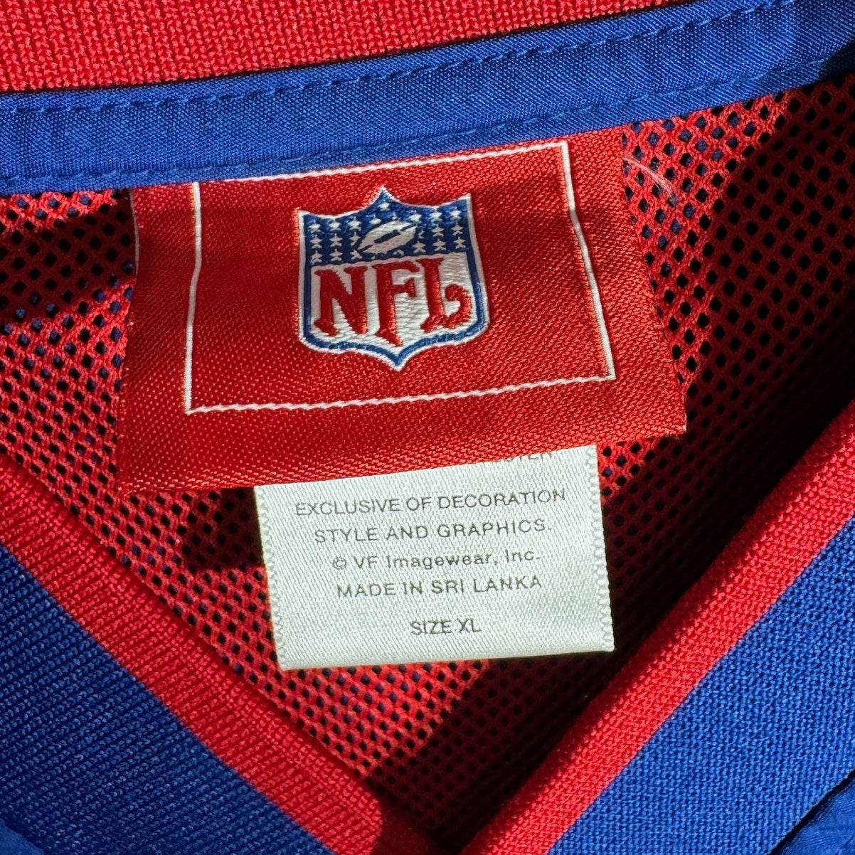 Collection of NFL New York Giants Pullover in a gallery layout