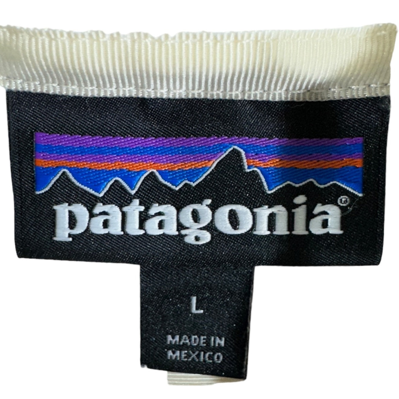 Collection of Patagonia 1/4 Button Up Fleece in a gallery layout