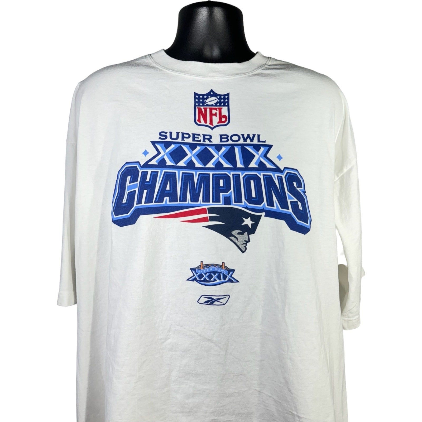 Collection of New England Patriots NFL Reebok Tee in a gallery layout